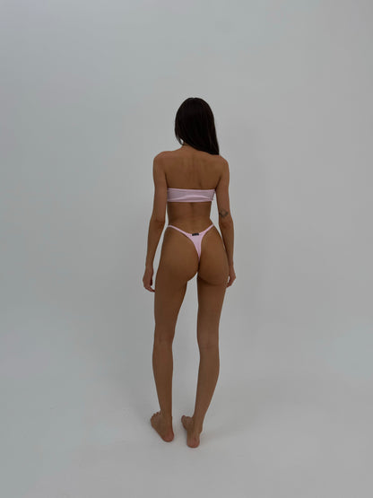 Комплект білизни Dolly Rose від Hunting Season — топ без бретелей і трусики бікіні